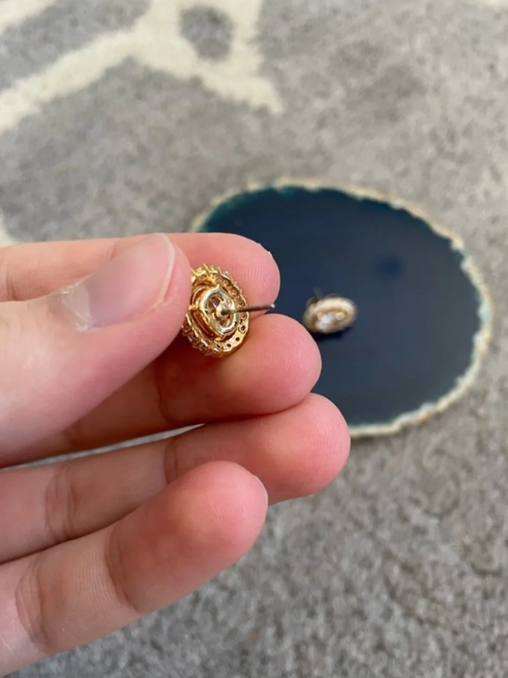 kate spade Victoria stud earrings